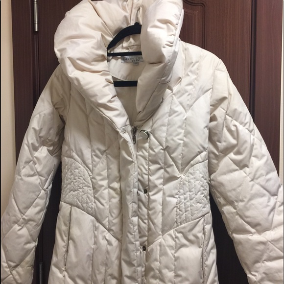 Down jacket - Picture 2 of 3